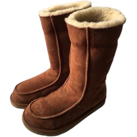 UGG Downtown Suede Fur Lined Boots - Picture 16 of 16